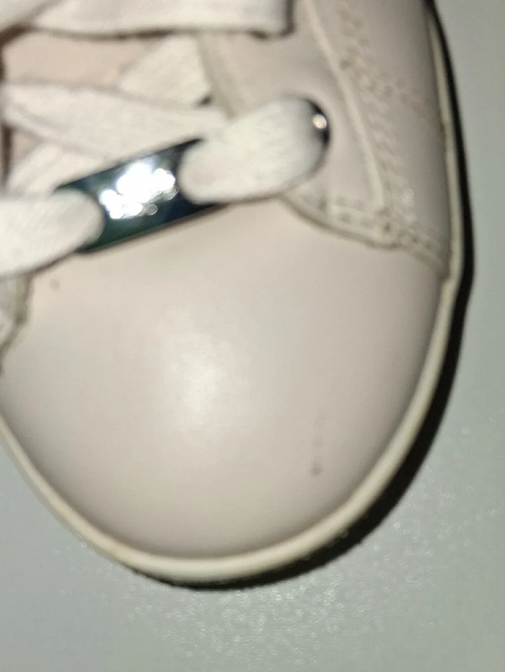 Coach Cream White Lace-Up Leather Sneakers